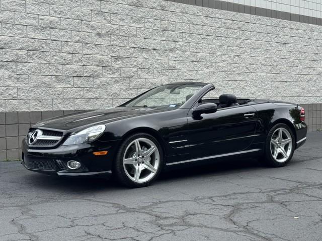 Photo of 2011 Black Mercedes-Benz SL-Class