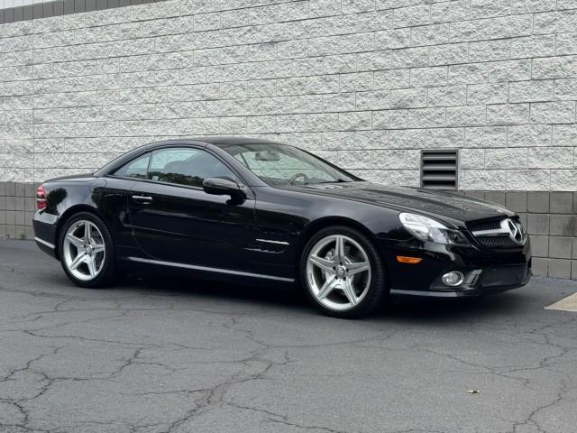 Photo of 2011 Black Mercedes-Benz SL-Class