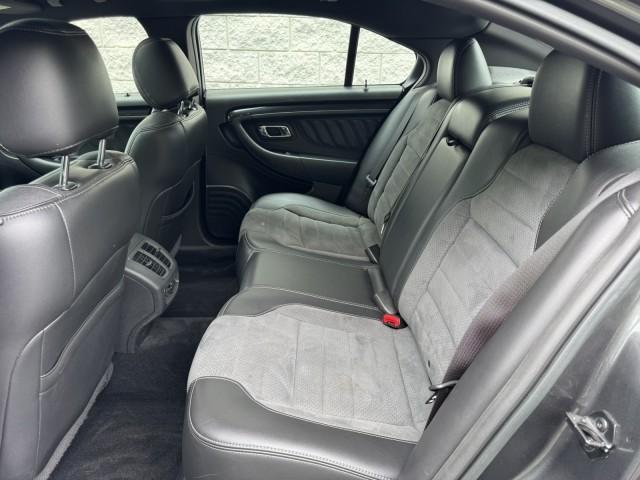 Photo of 2017 Magnetic Metallic Ford Taurus