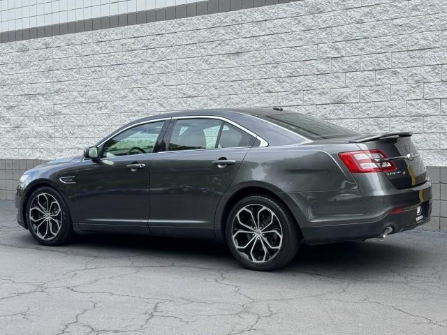 Photo of 2017 Magnetic Metallic Ford Taurus