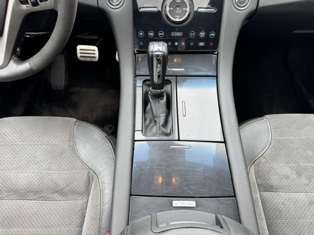 Photo of 2017 Magnetic Metallic Ford Taurus
