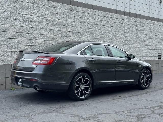 Photo of 2017 Magnetic Metallic Ford Taurus