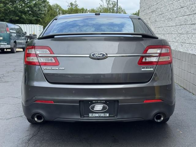 Photo of 2017 Magnetic Metallic Ford Taurus