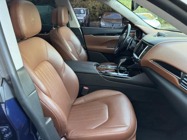 Photo of 2019 Blu Maserati Levante