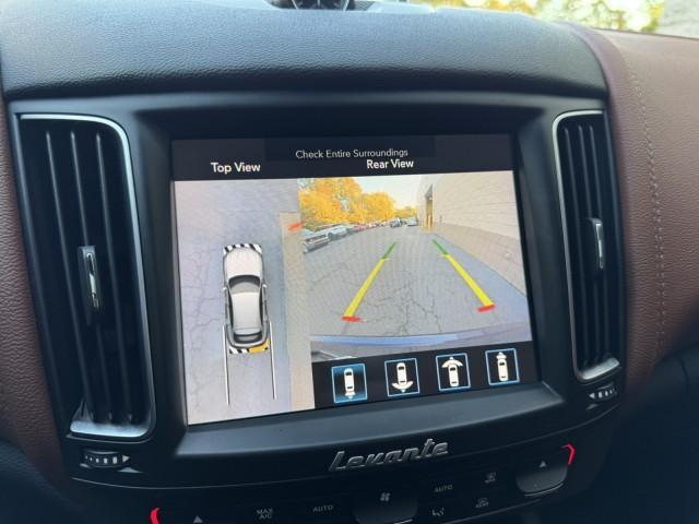 Photo of 2019 Blu Maserati Levante
