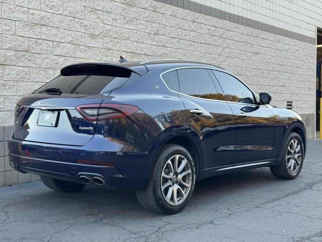 Photo of 2019 Blu Maserati Levante