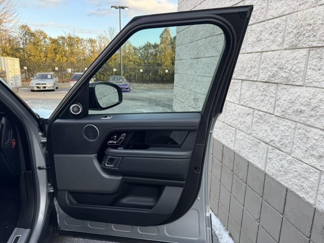 Photo of 2018 Indus Silver Land Rover Range Rover