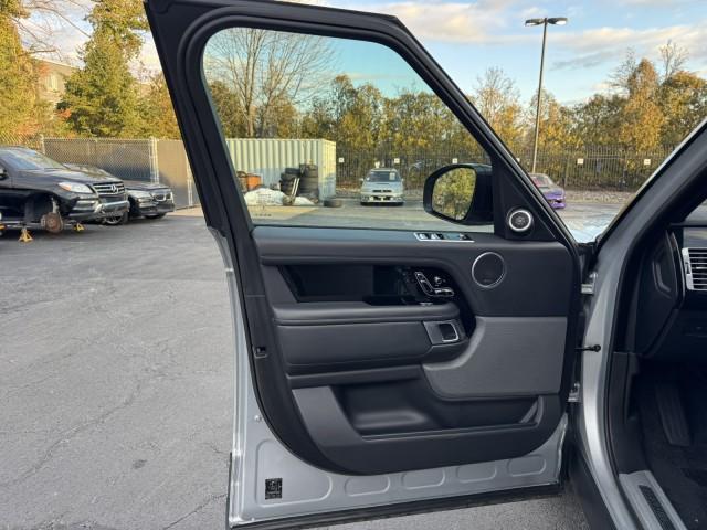 Photo of 2018 Indus Silver Land Rover Range Rover