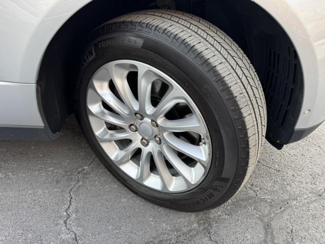 Photo of 2018 Indus Silver Land Rover Range Rover