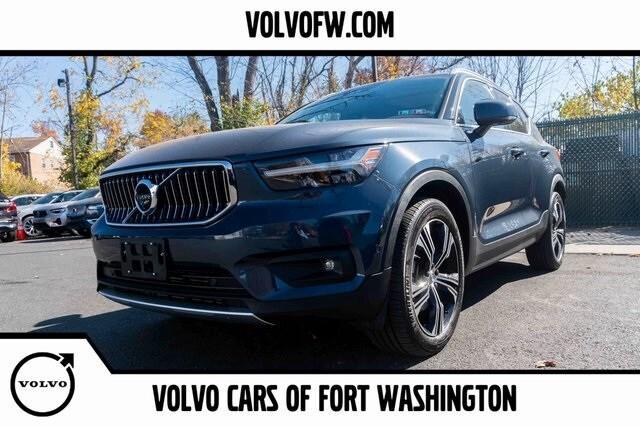 2022 Volvo XC40