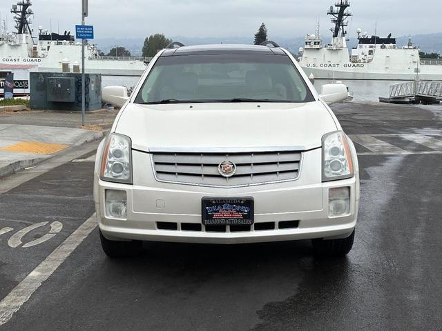 Photo of 2008 White Diamond Tintcoat Cadillac SRX