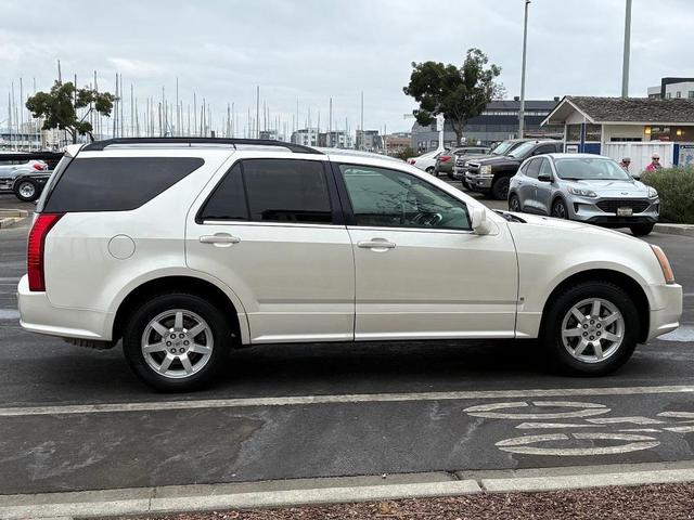 Photo of 2008 White Diamond Tintcoat Cadillac SRX
