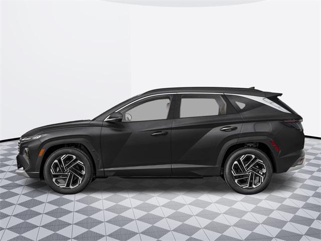Photo of 2025 Phantom Black Hyundai TUCSON