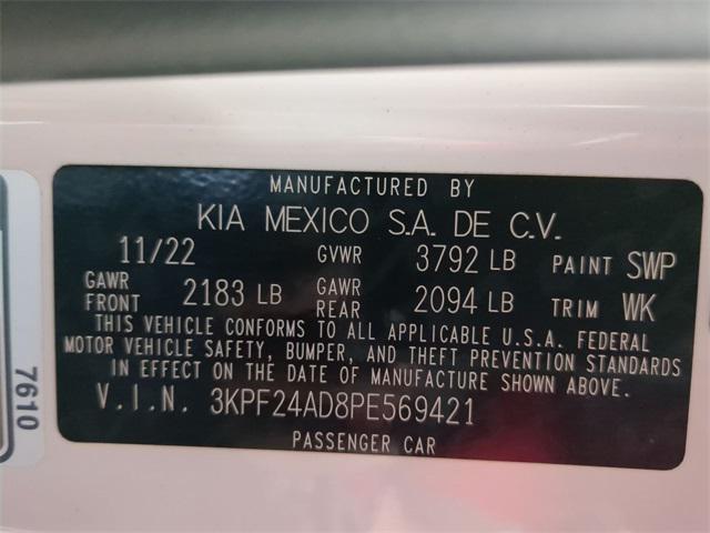 Photo of 2023 Snow White Pearl Kia Forte