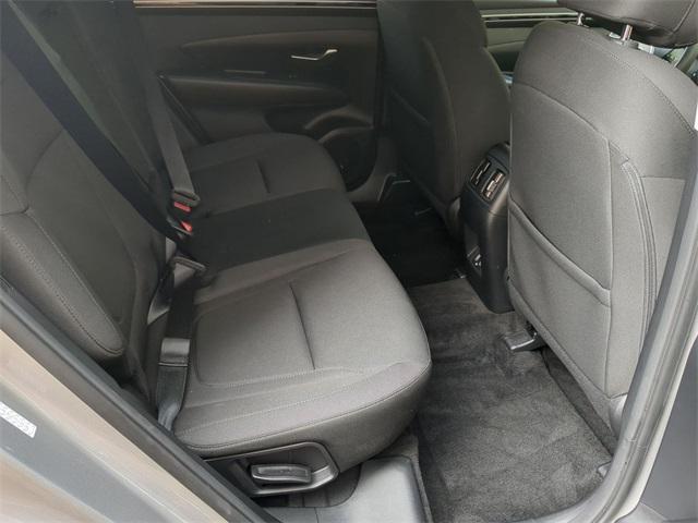 Photo of 2023 Shimmering Silver Hyundai TUCSON