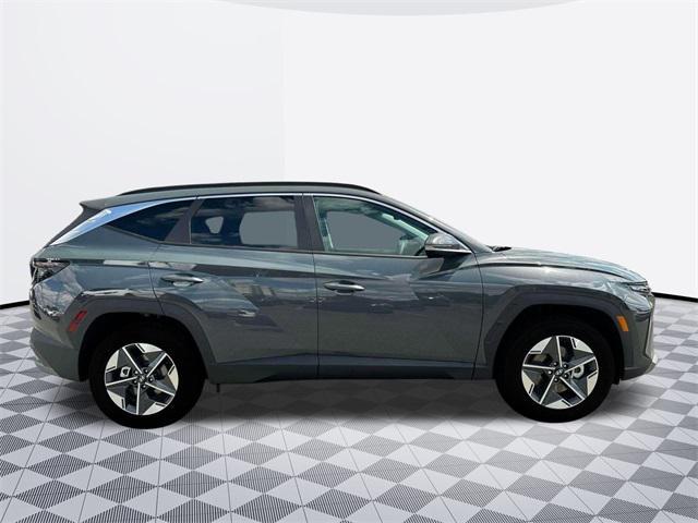 Photo of 2025 Gray Hyundai TUCSON