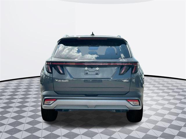 Photo of 2025 Gray Hyundai TUCSON