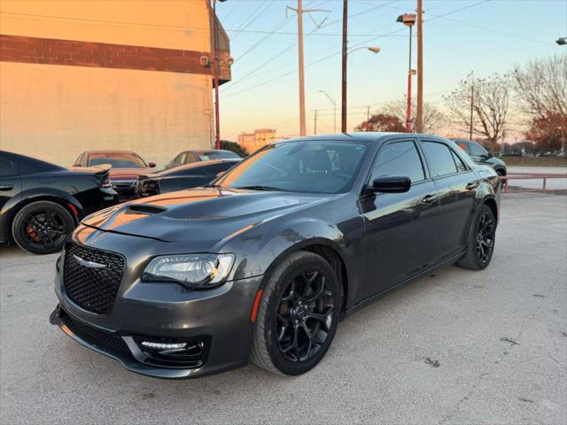 2019 Chrysler 300