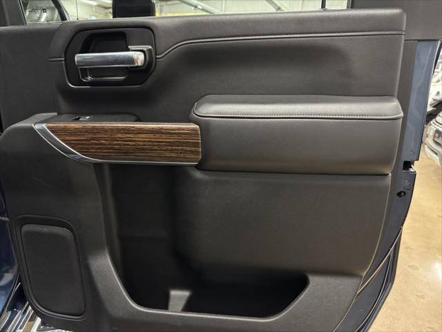 Photo of 2020 Northsky Blue Metallic Chevrolet Silverado 2500