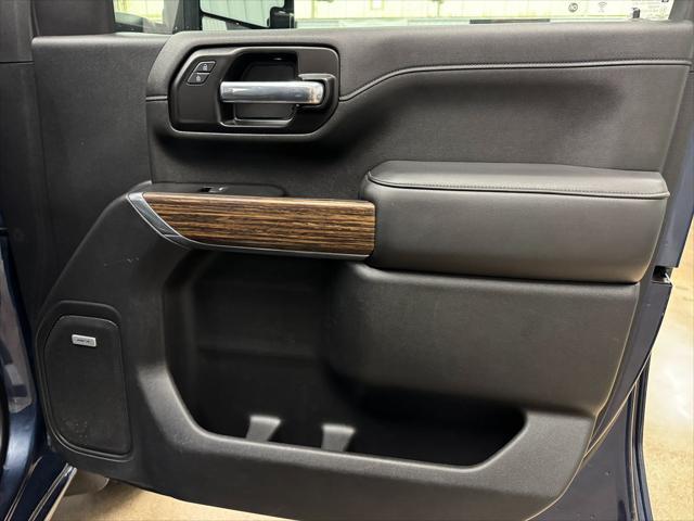 Photo of 2020 Northsky Blue Metallic Chevrolet Silverado 2500