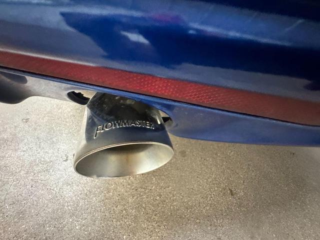 Photo of 2017 Lightning Blue Metallic Ford Mustang