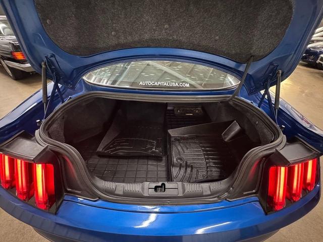 Photo of 2017 Lightning Blue Metallic Ford Mustang