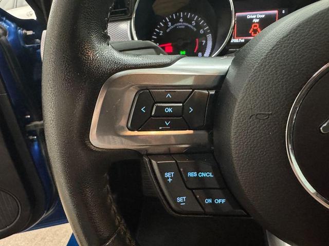 Photo of 2017 Lightning Blue Metallic Ford Mustang