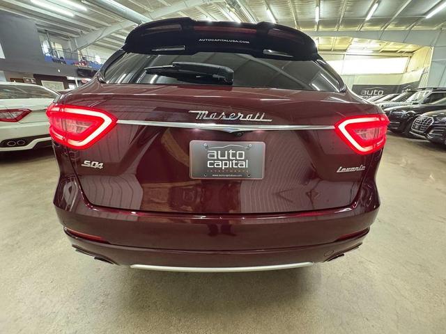Photo of 2017 Rosso Rubino Mica Maserati Levante