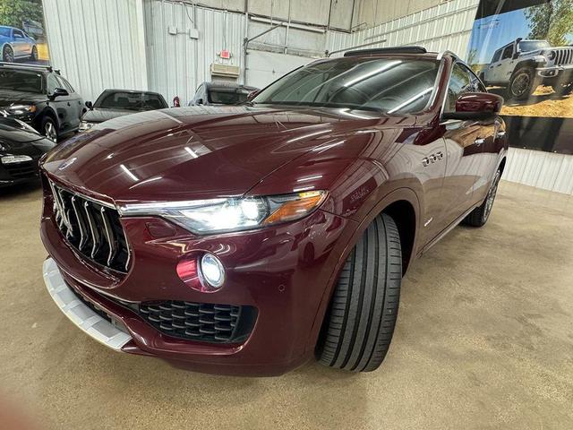 Photo of 2017 Rosso Rubino Mica Maserati Levante