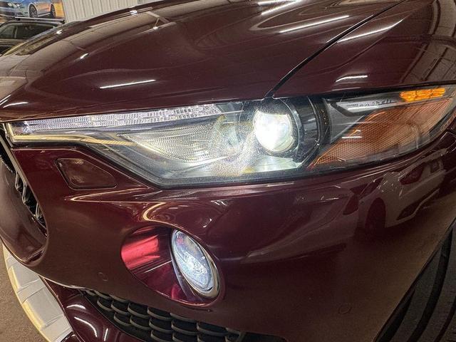 Photo of 2017 Rosso Rubino Mica Maserati Levante