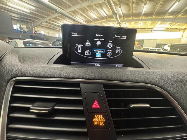 Photo of 2016 Monsoon Gray Metallic Audi Q3