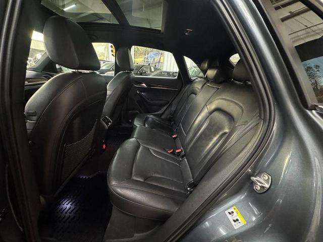 Photo of 2016 Monsoon Gray Metallic Audi Q3
