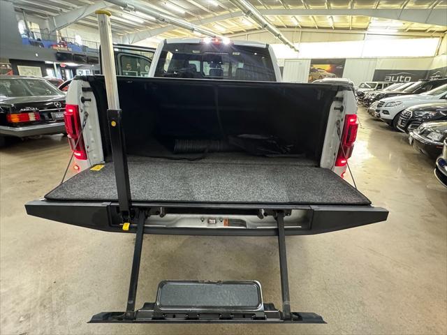 Photo of 2018 Oxford White Ford F-150