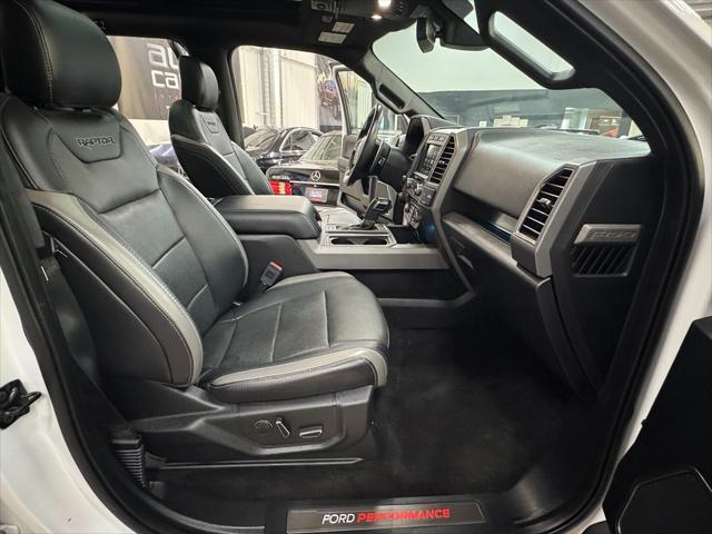 Photo of 2018 Oxford White Ford F-150
