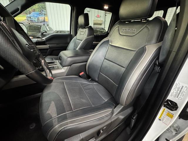 Photo of 2018 Oxford White Ford F-150