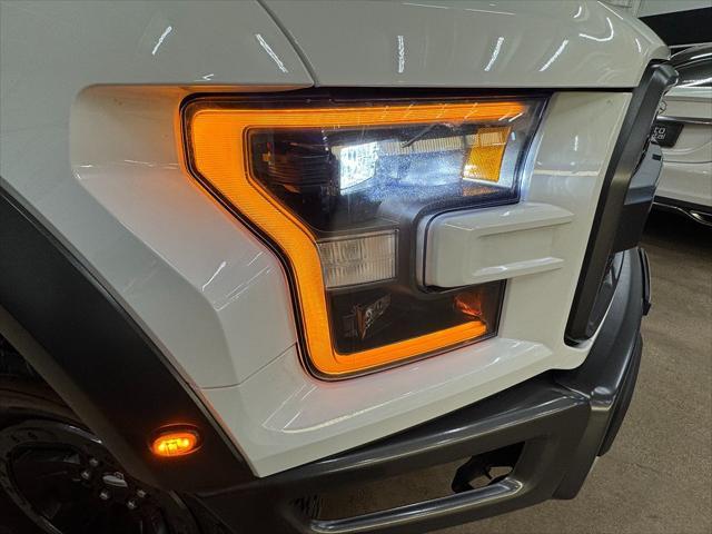 Photo of 2018 Oxford White Ford F-150