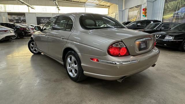 Photo of 2002 Gold Jaguar S-Type