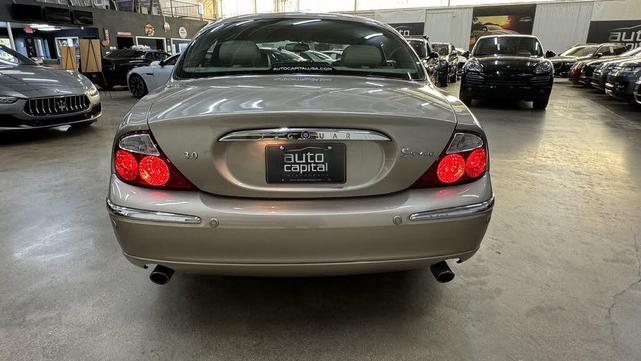 Photo of 2002 Gold Jaguar S-Type