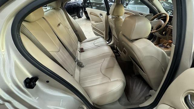 Photo of 2002 Gold Jaguar S-Type