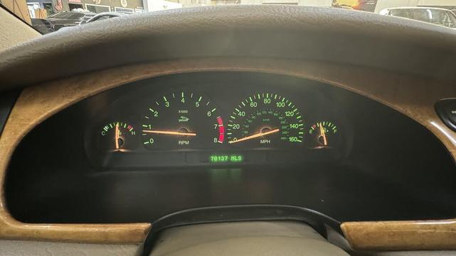 Photo of 2002 Gold Jaguar S-Type