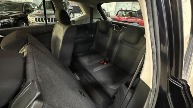 Photo of 2019 Deep Black Pearl Volkswagen Tiguan