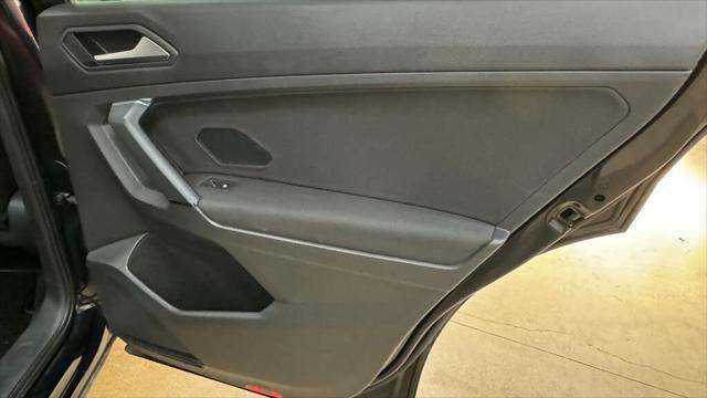 Photo of 2019 Deep Black Pearl Volkswagen Tiguan