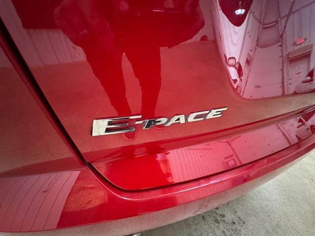 Photo of 2018 Caldera Red Jaguar E-PACE