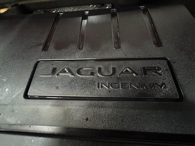 Photo of 2018 Caldera Red Jaguar E-PACE