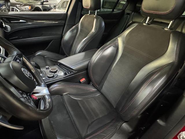 Photo of 2018 Alfa Rosso Alfa Romeo Stelvio
