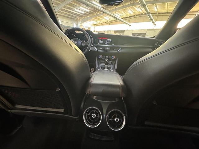 Photo of 2018 Alfa Rosso Alfa Romeo Stelvio