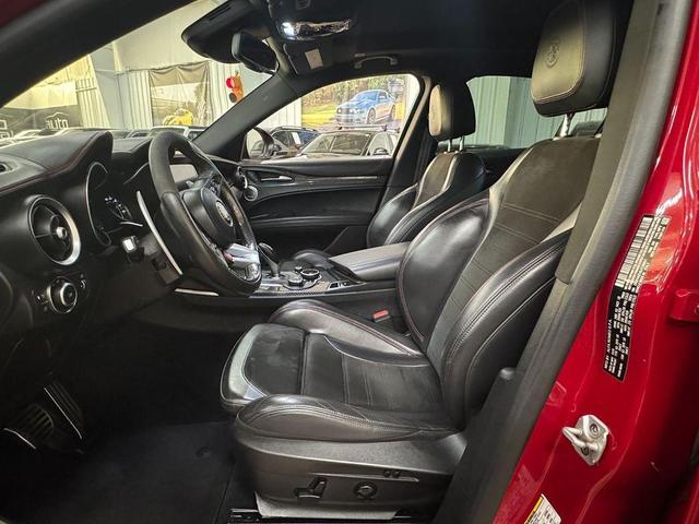 Photo of 2018 Alfa Rosso Alfa Romeo Stelvio