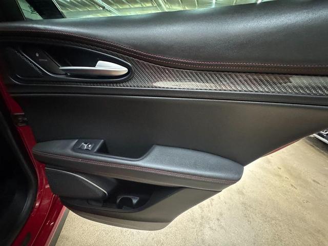 Photo of 2018 Alfa Rosso Alfa Romeo Stelvio