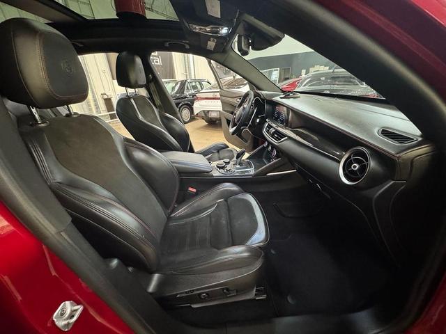 Photo of 2018 Alfa Rosso Alfa Romeo Stelvio