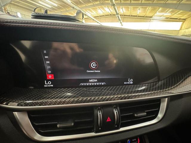 Photo of 2018 Alfa Rosso Alfa Romeo Stelvio